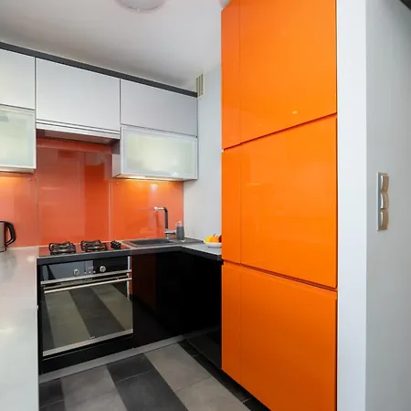 Chlodna 11 By Solarento *