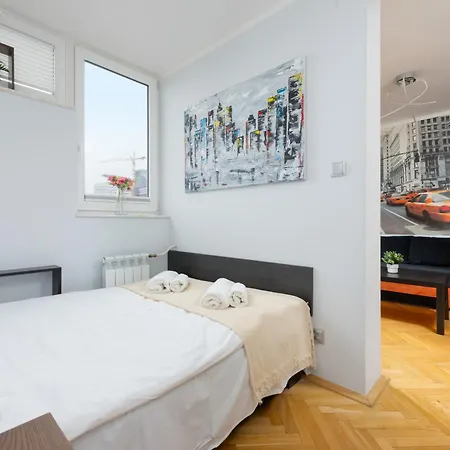 Chlodna 11 By Solarento Varšava